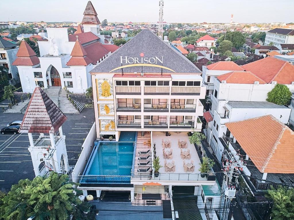 Horison Kuta Bali Hotell Exteriör bild